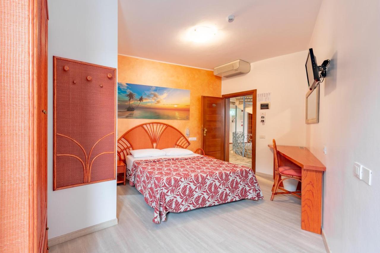 Hotel Franz Bibione Buitenkant foto