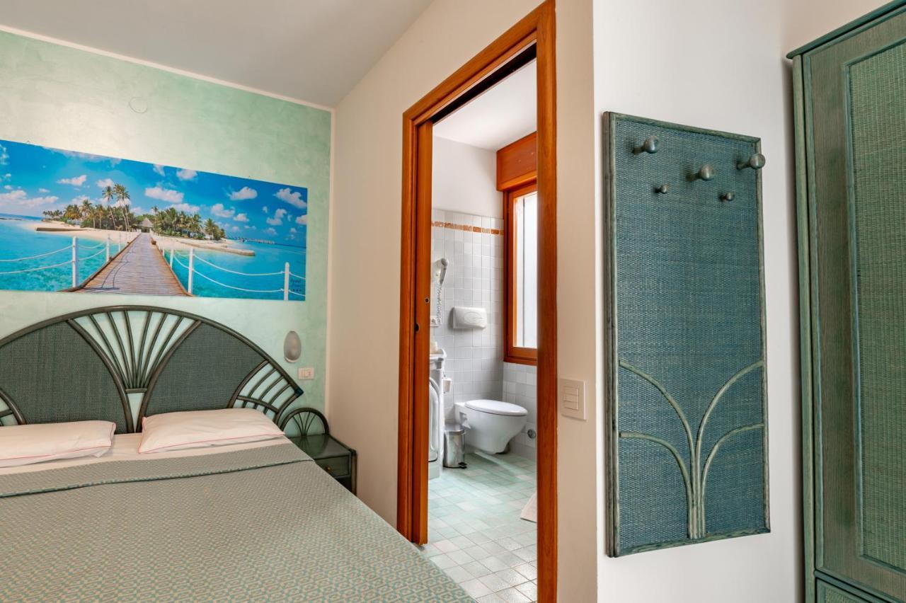 Hotel Franz Bibione Buitenkant foto