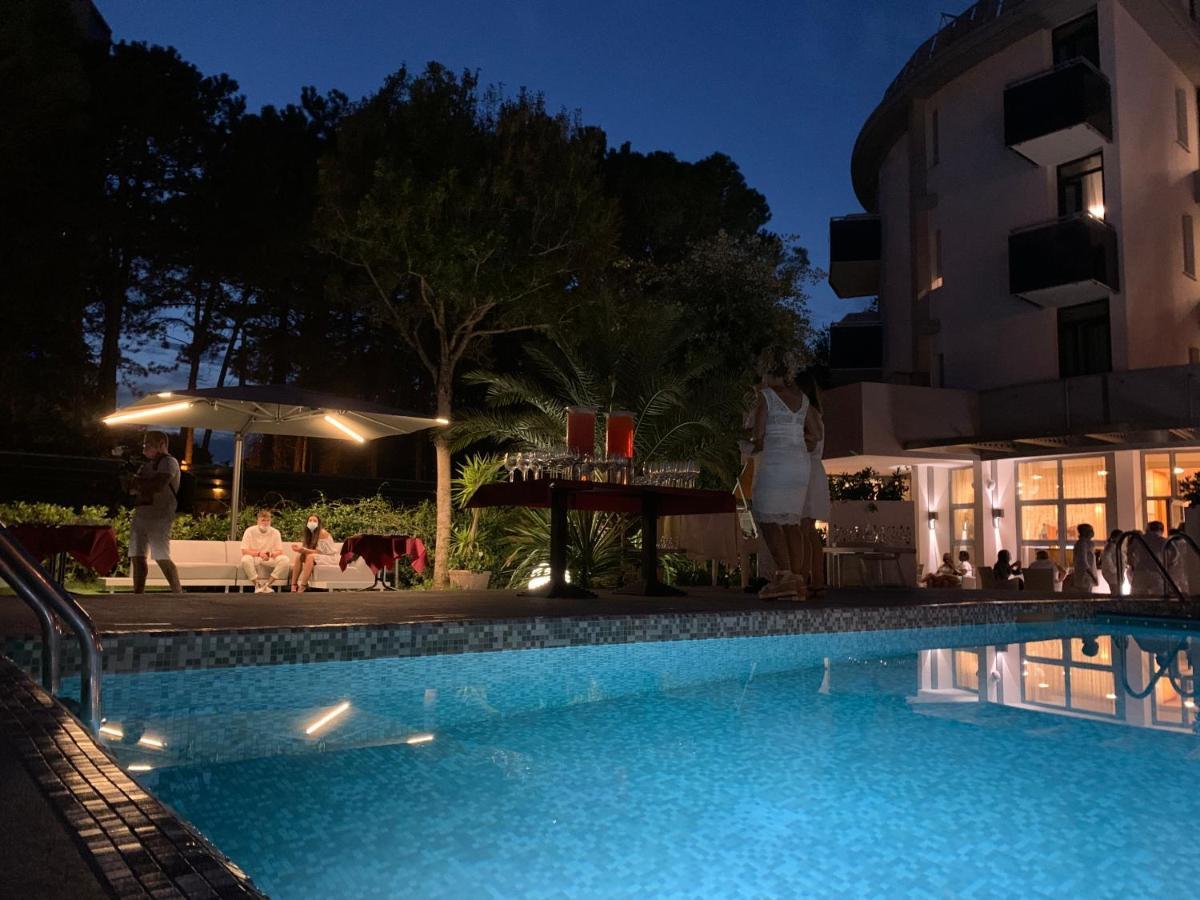 Hotel Franz Bibione Buitenkant foto