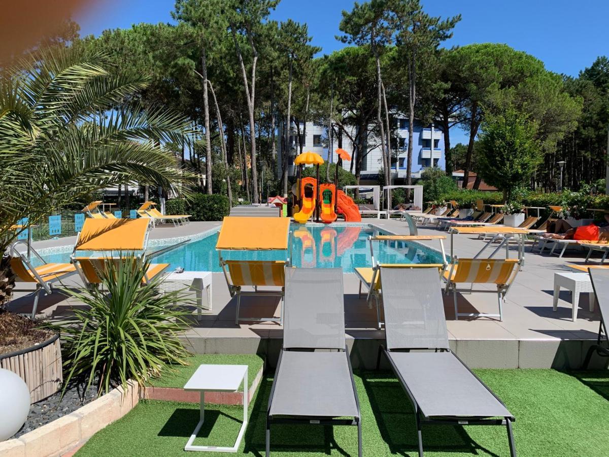 Hotel Franz Bibione Buitenkant foto