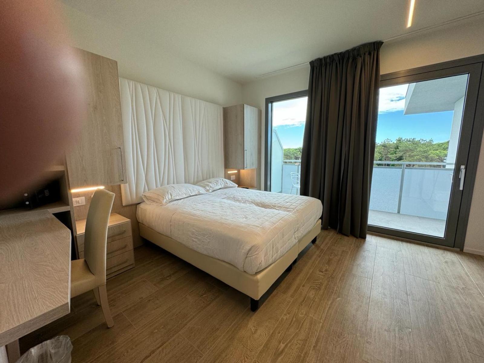 Hotel Franz Bibione Buitenkant foto