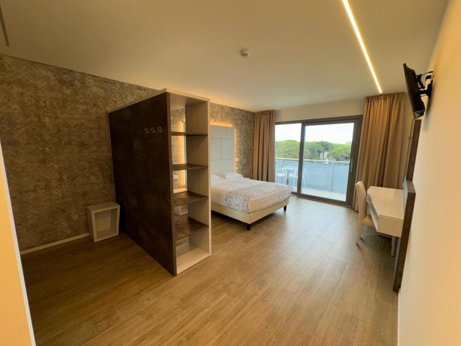 Hotel Franz Bibione Buitenkant foto