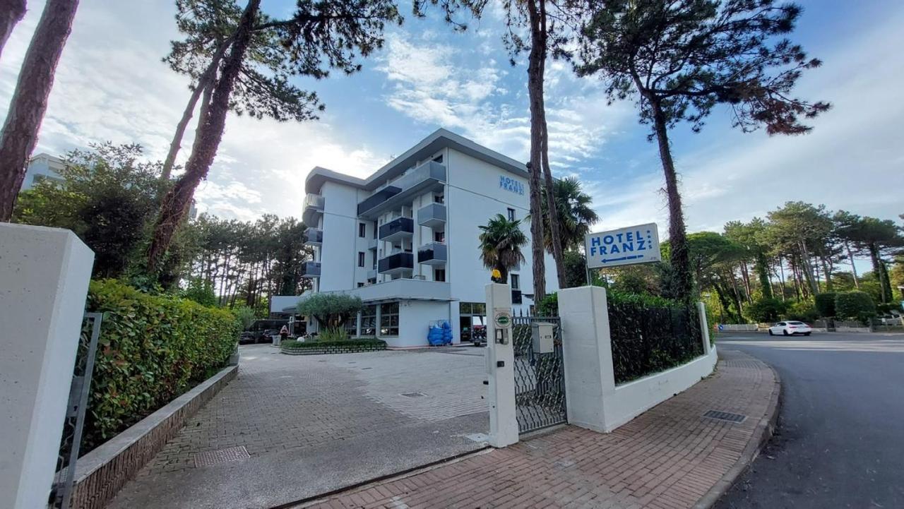 Hotel Franz Bibione Buitenkant foto