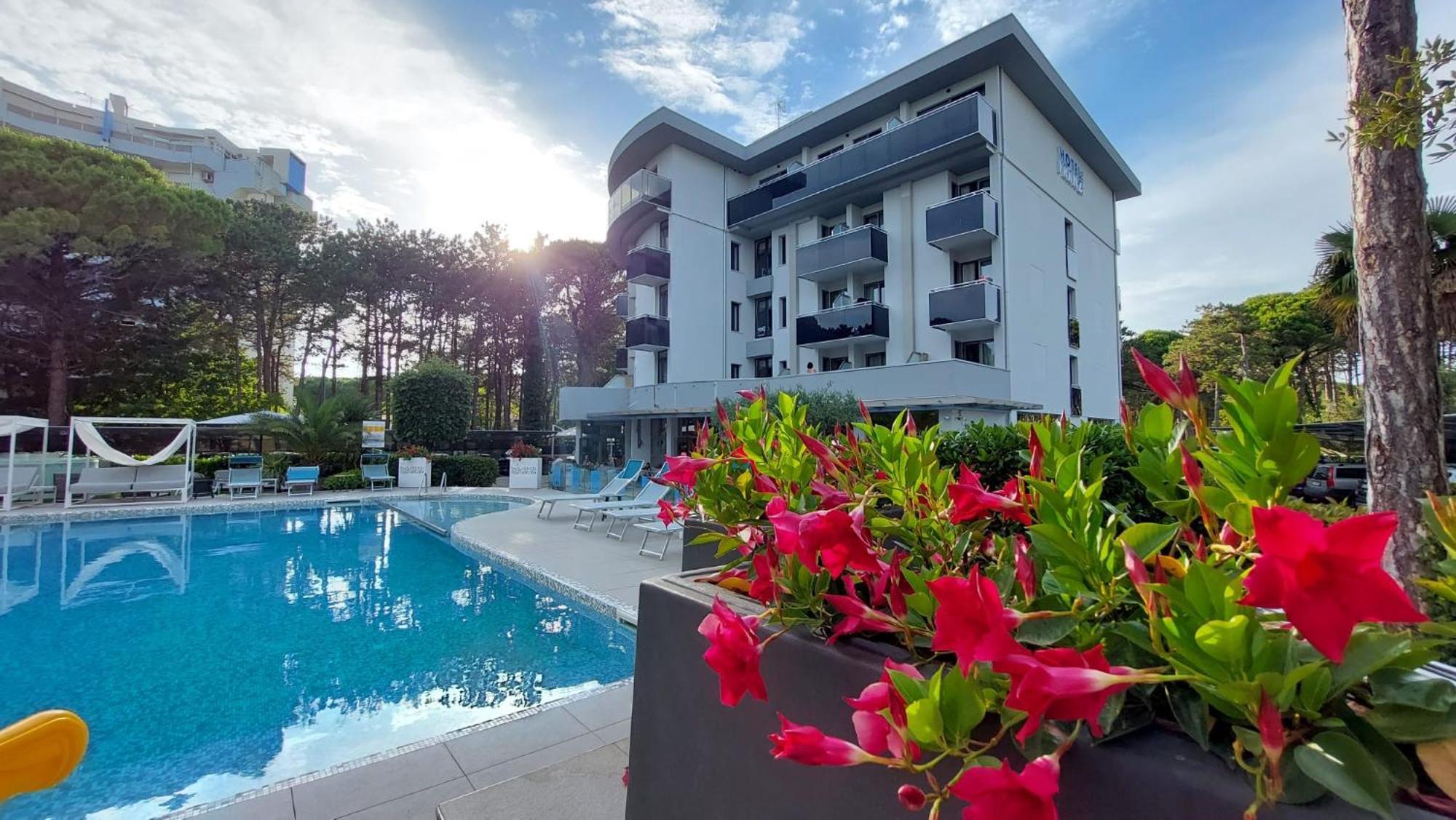 Hotel Franz Bibione Buitenkant foto
