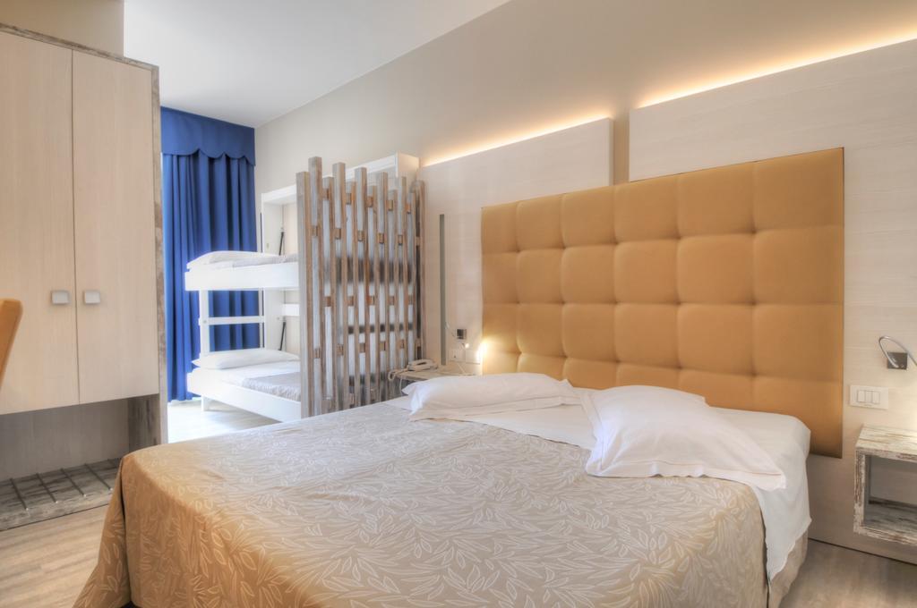 Hotel Franz Bibione Buitenkant foto