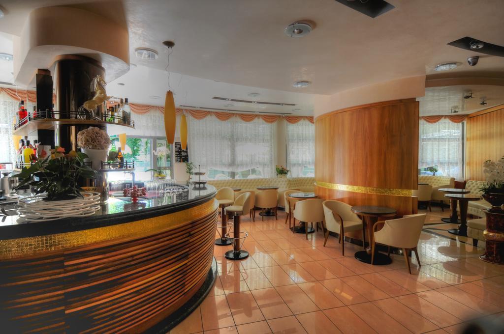 Hotel Franz Bibione Buitenkant foto