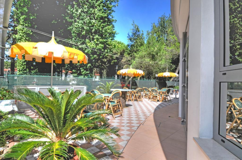 Hotel Franz Bibione Buitenkant foto